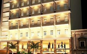 Ruby Hotel